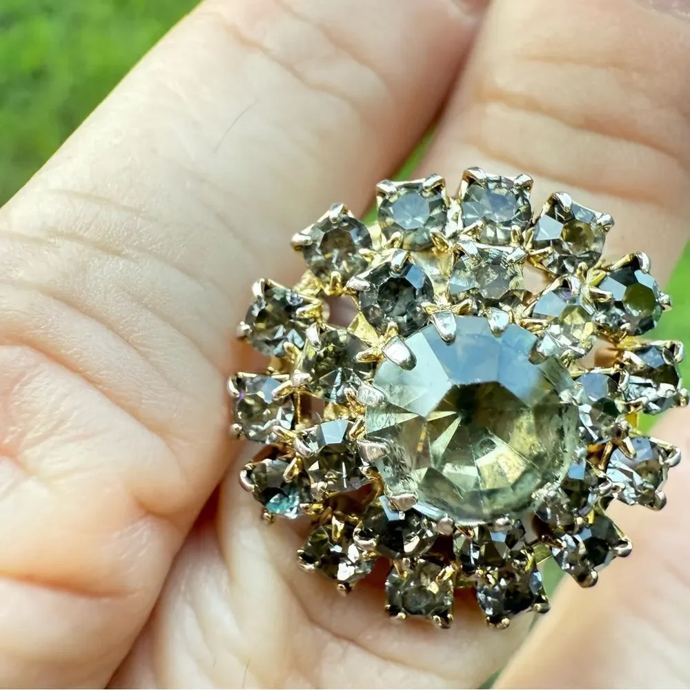 VINTAGE ADJUSTABLE SILVER RING WITH LARGE ROUND CRYSTAL CLUSTER – STATEMENT JEW